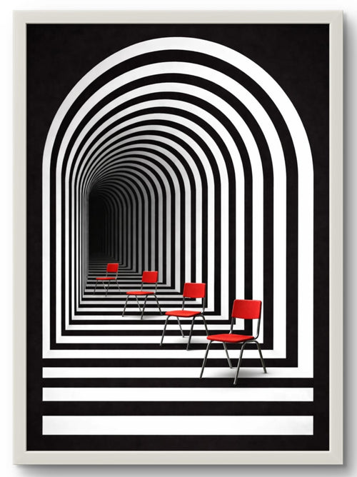 Tableau abstrait noir et blanc avec chaises rouges dans une arche géométrique, illusion d’optique, cadre blanc
